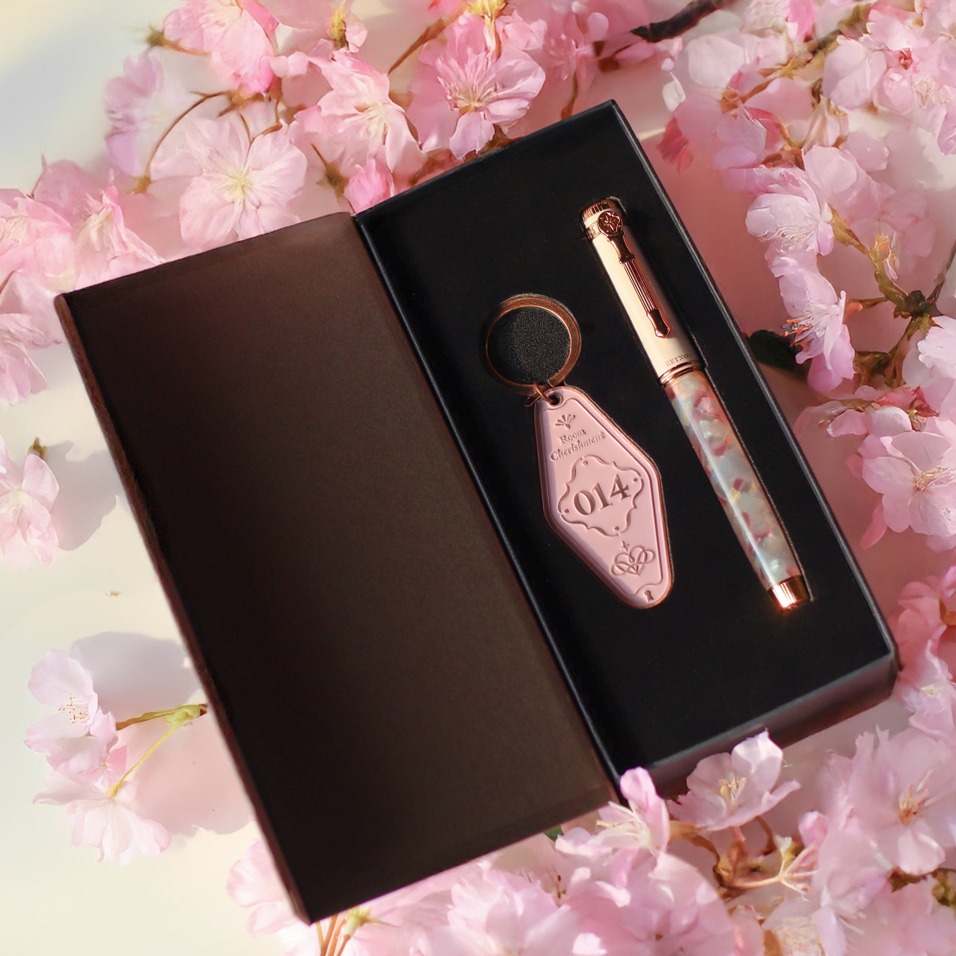 Keyno.Stationery No.14 Cherishment fountain pen in it's included box