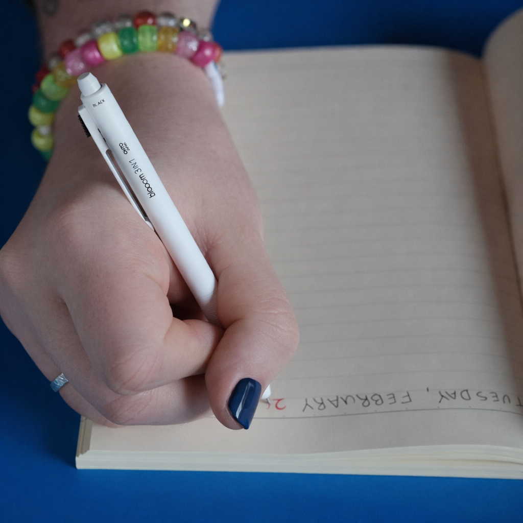 Ohto Bloom 3-in-1 Pen