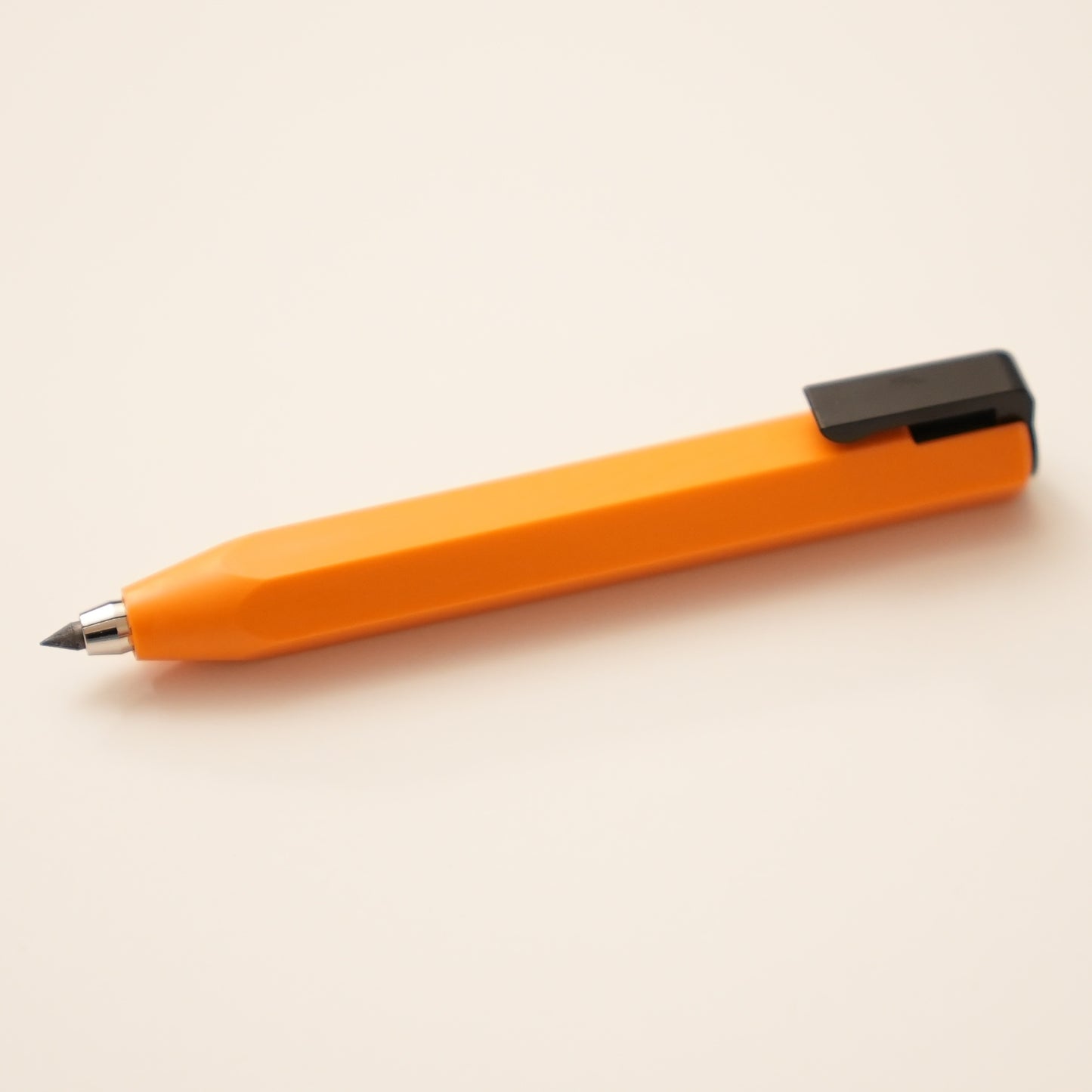 Shorty Milano Lead Holder